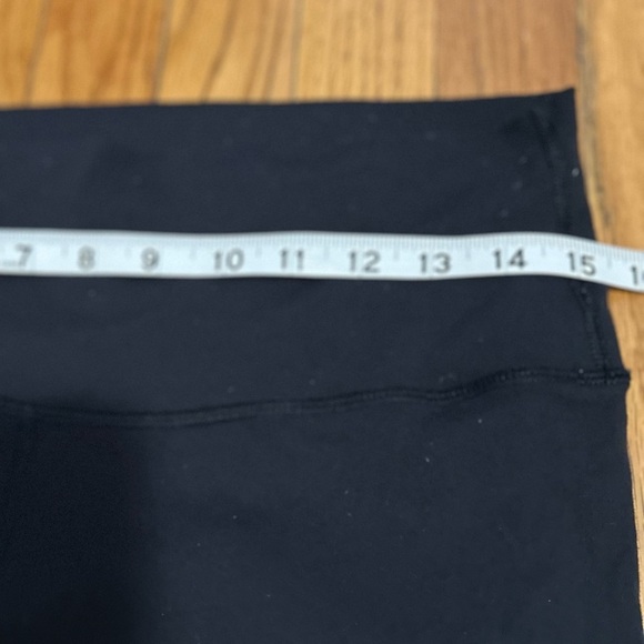 lululemon athletica Black Capris - Picture 5 of 6